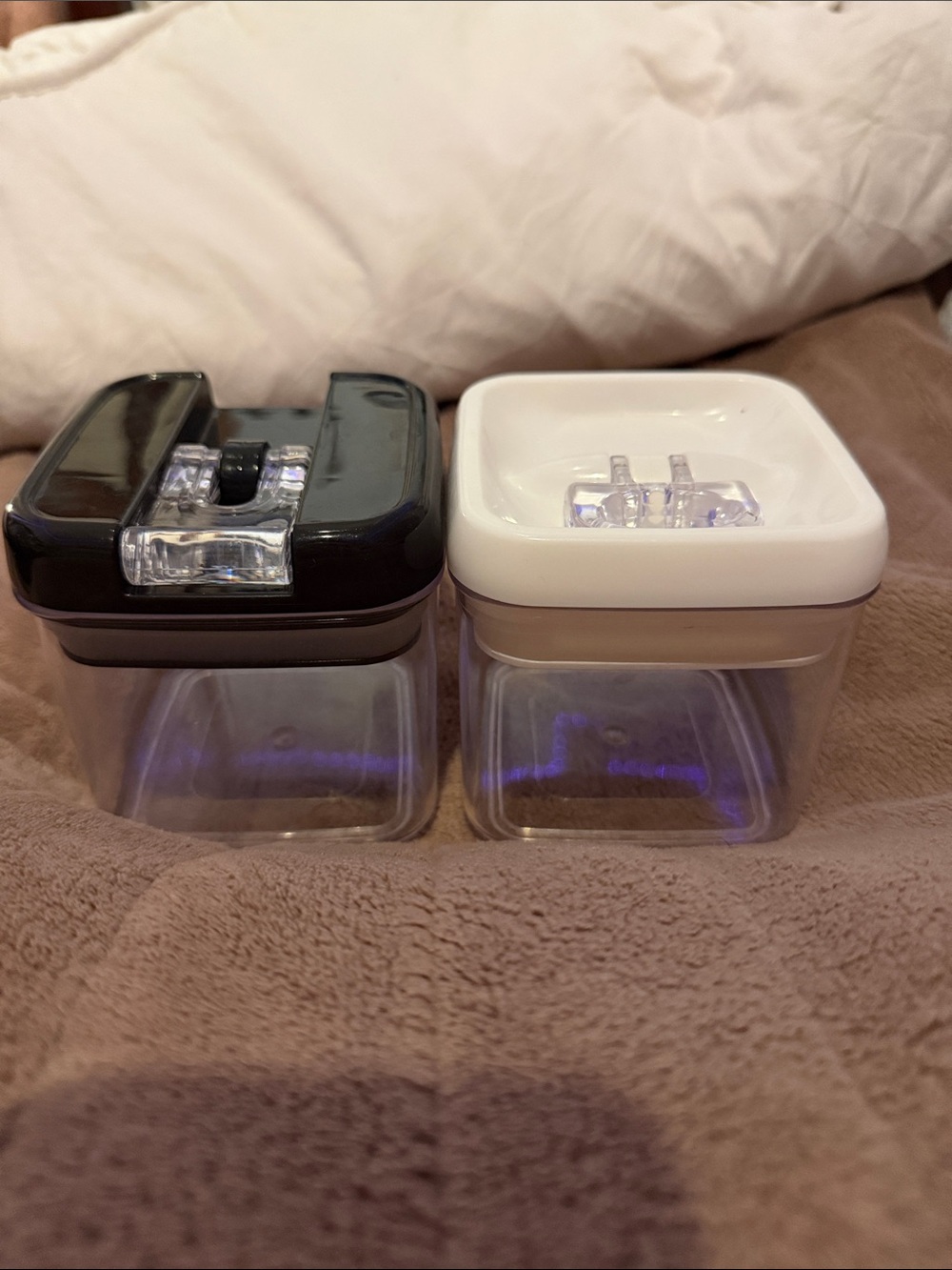 2 pack (black and white) felli storage containers